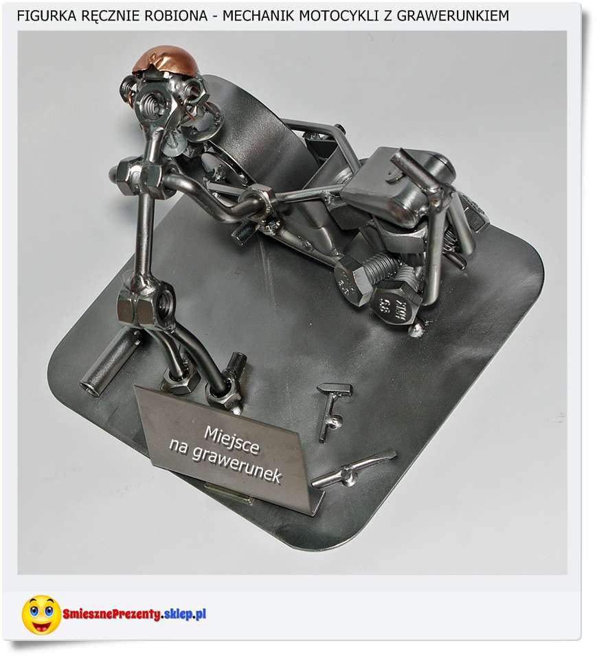 Metalowa figurka ręcznie robiona z grawerem dla mechanika
