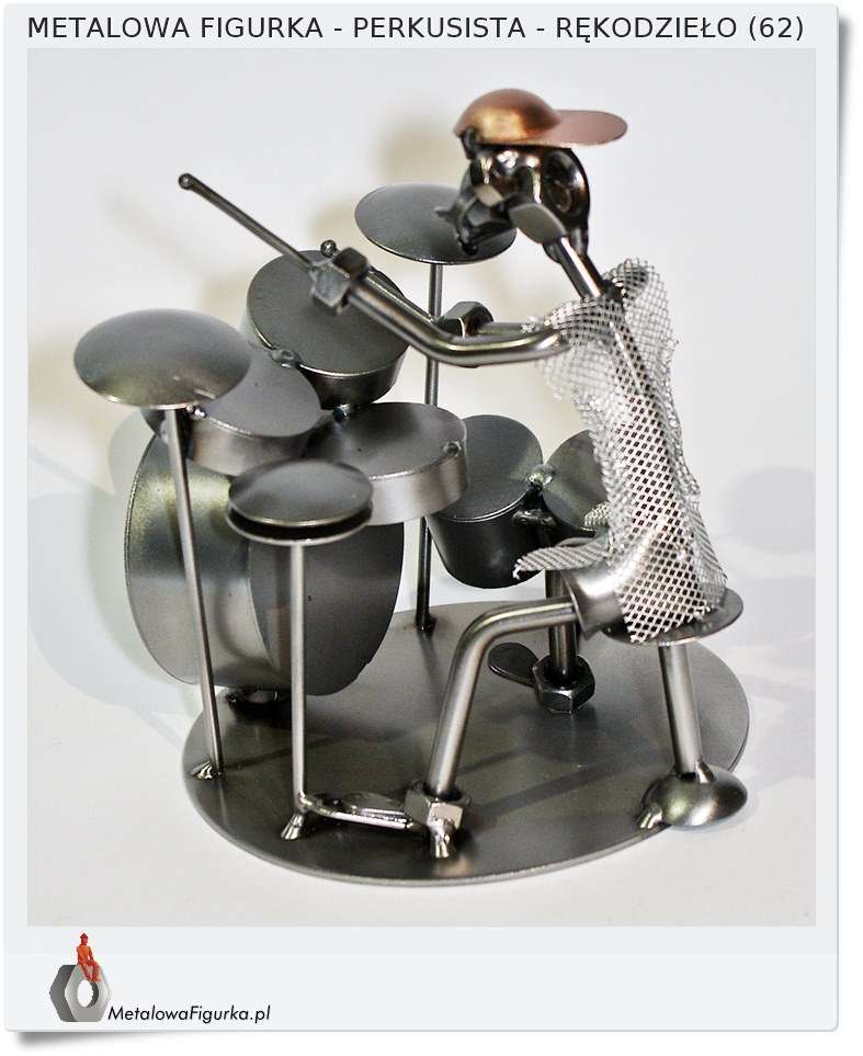 Figurka z metalu na biurko