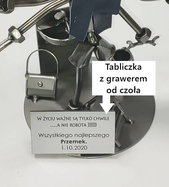 Figurka z艂ota r膮czka z grawerem