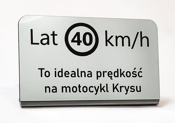 Wygrawerowane życzenia na urodziny motocyklisty