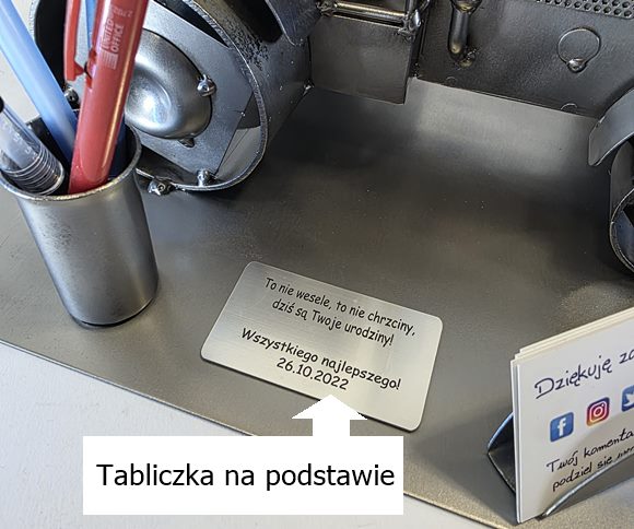 Prezent z grawerem na podstawie Przykład wygrawerowanych życzeń na prezencie
