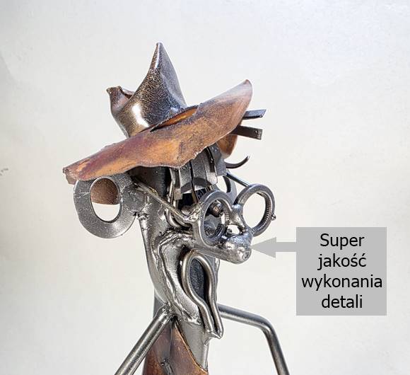 Figurka ręcznie wykonana z dużą dokładnością