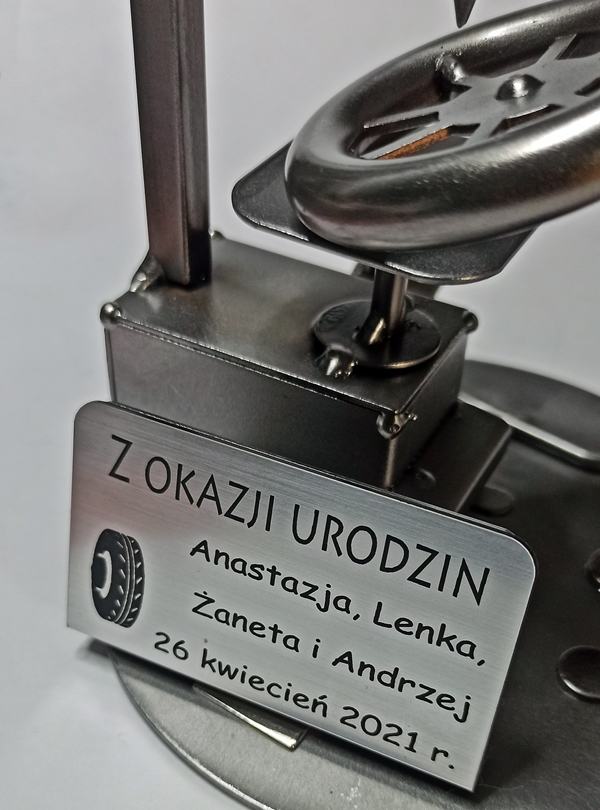 Figurka z grawerem dla wulkanizatora Figurka z grawerem dla wulkanizatora